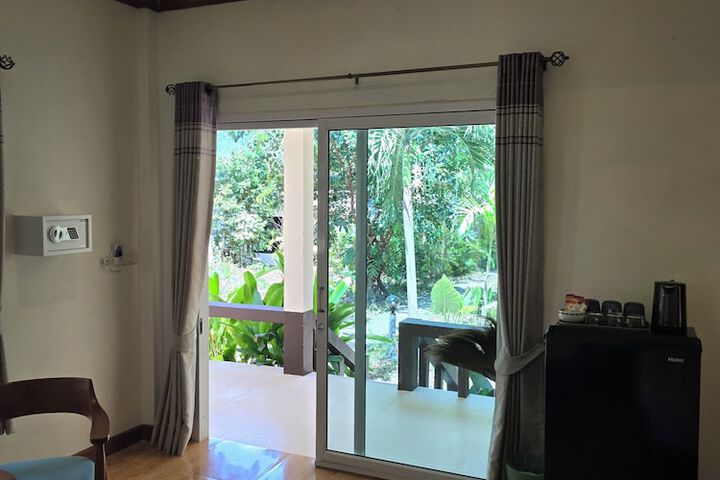 Room 21 of 51