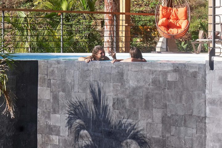 Pool 199 of 294
