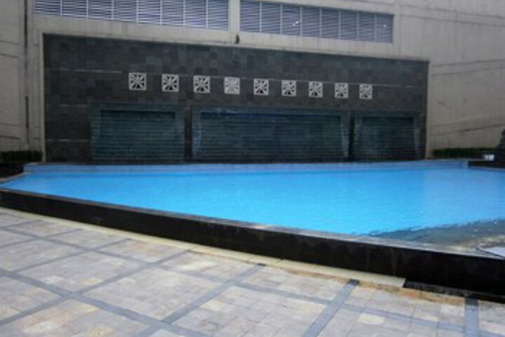 Pool 8 of 18