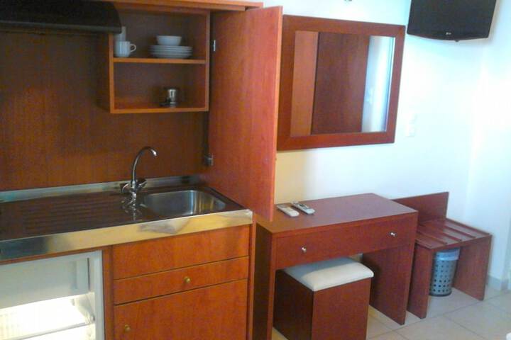 Room 11 of 40