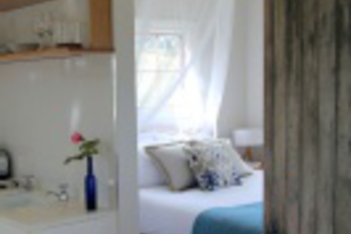 Room 18 of 192