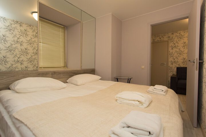 Room 29 of 103