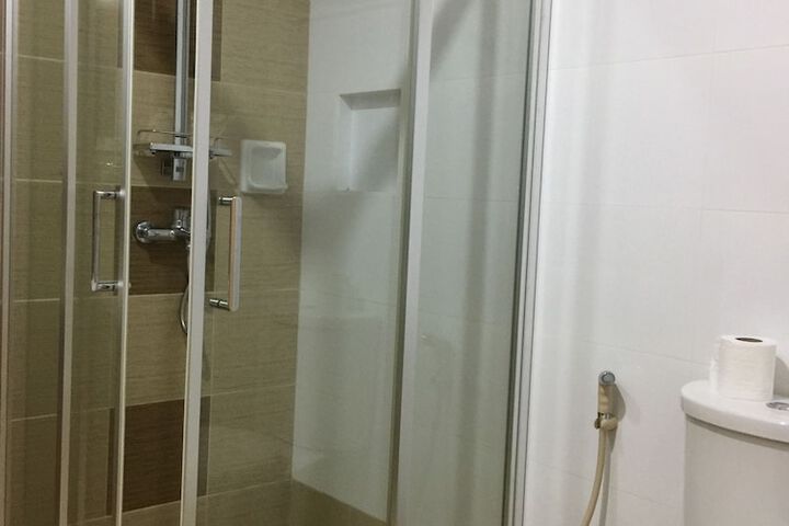 Room 27 of 56