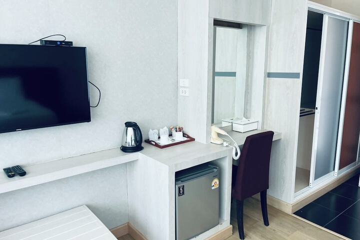 Room 18 of 112