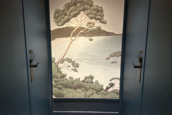 Room 28 of 50