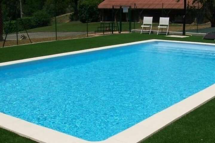 Hotel Pool