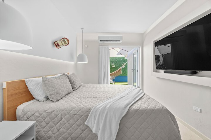 Room 27 of 224