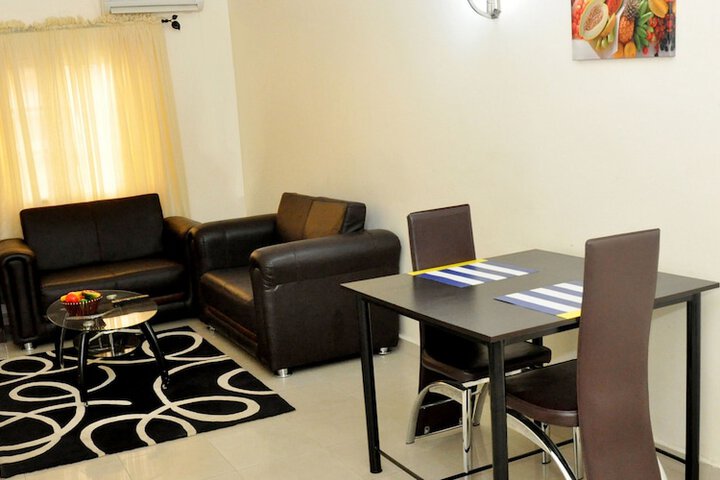 Room 4 of 20