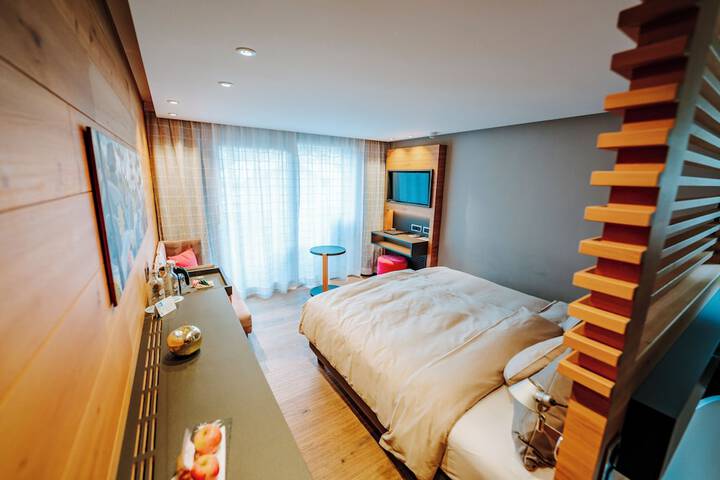 Room 14 of 70