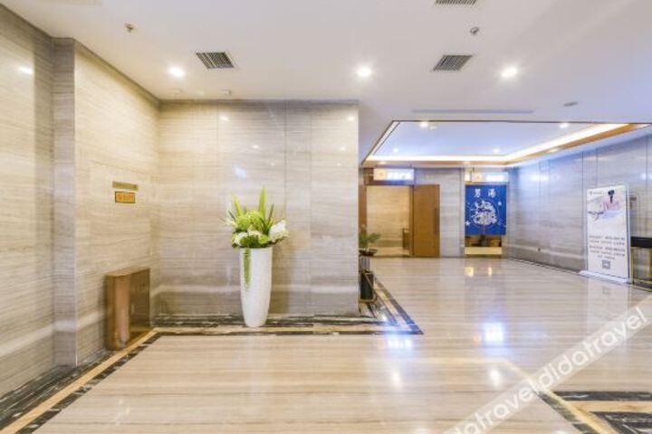 Hotel Interior 7 of 13