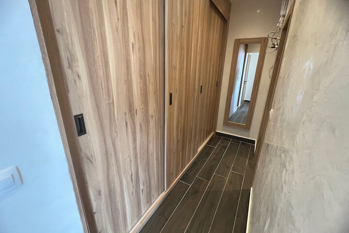 Room 8 of 46