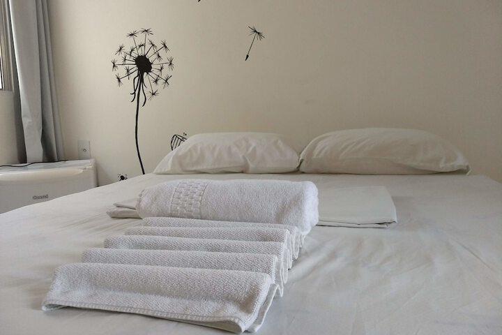 Room 4 of 28