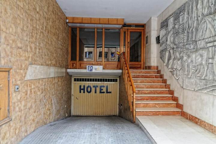 Hotel 34 of 35