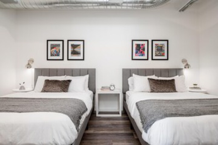 Room 103 of 104