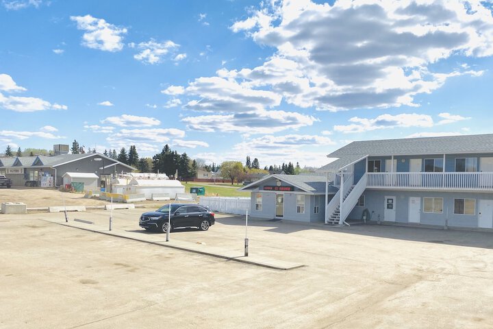 Property Grounds 51 of 55