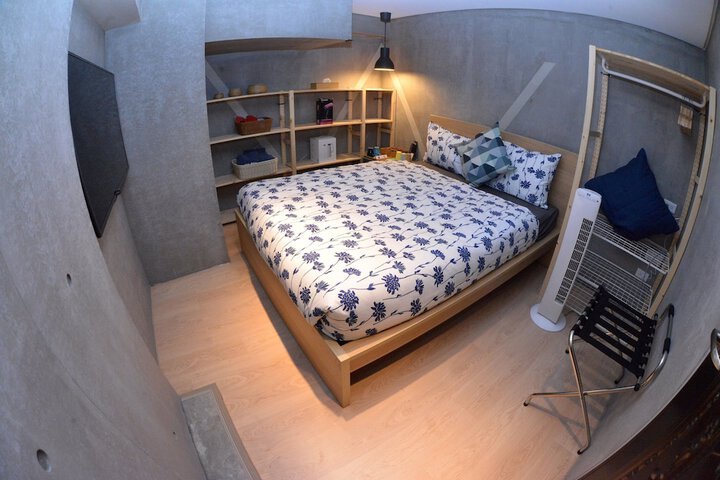 Room 57 of 313