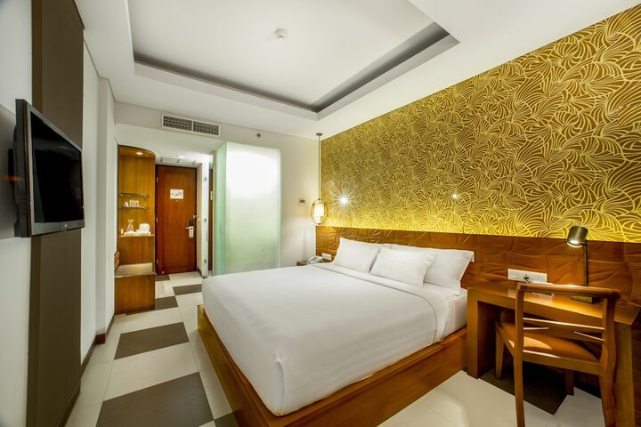 Room 8 of 41