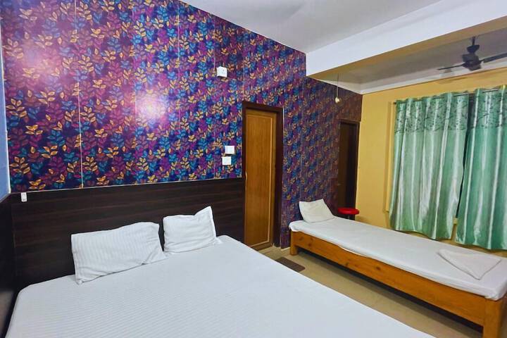 Room 14 of 25