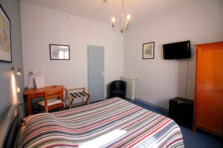 Room 14 of 64