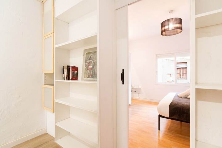 Room 7 of 41