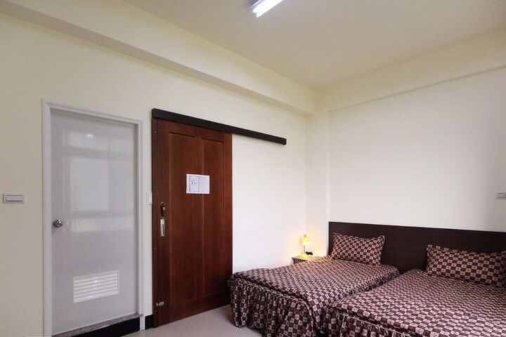 Room 44 of 53