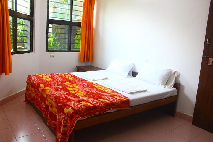 Room 28 of 97