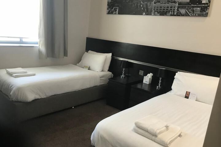 Room 7 of 29