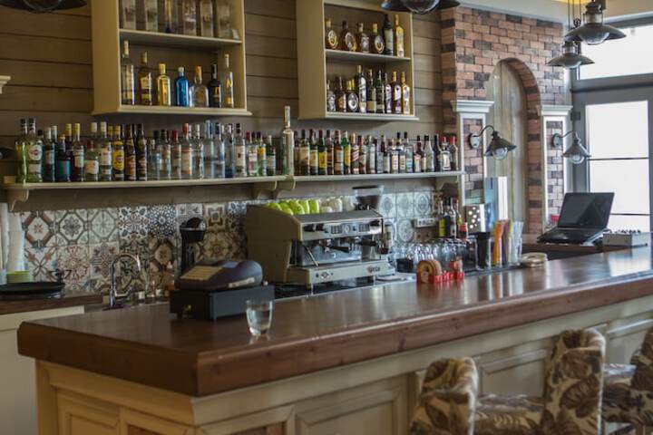 Lounge 39 of 47