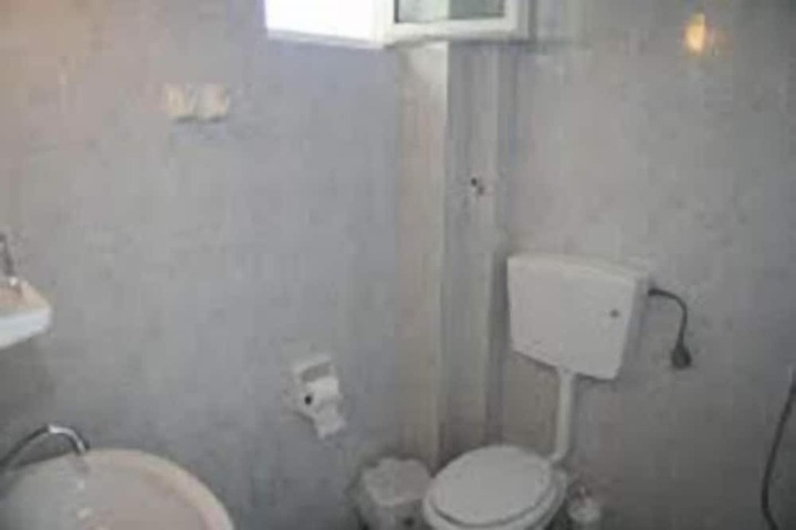 Clean Restrooms