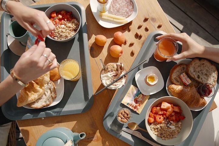 Breakfast buffet