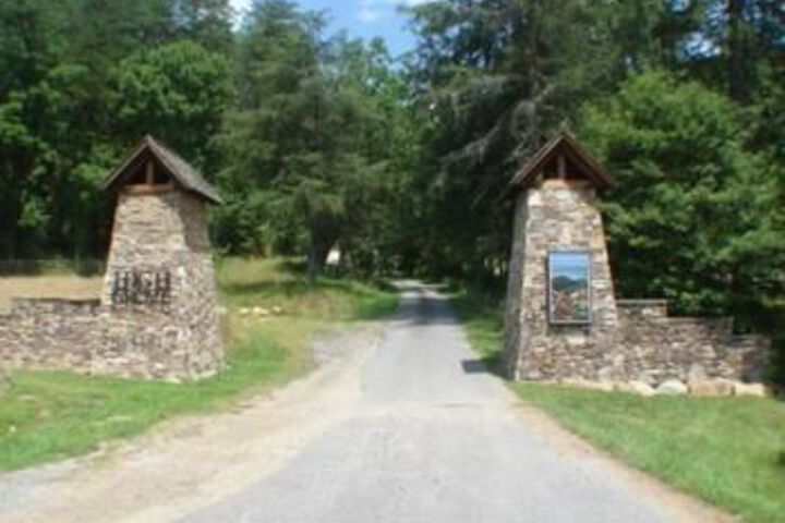 Image of Tuckasiegee River Mountain Lodge