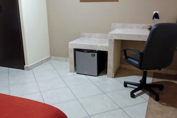 Room 6 of 23