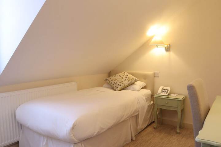 Room 14 of 47