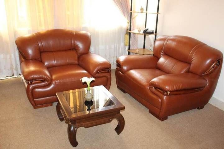 Room 4 of 12