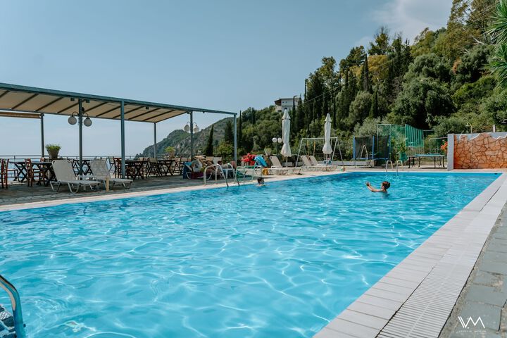 Pool 16 of 20