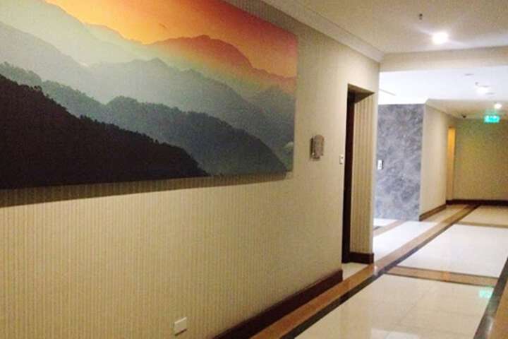 Ballroom/Hall 29 of 31