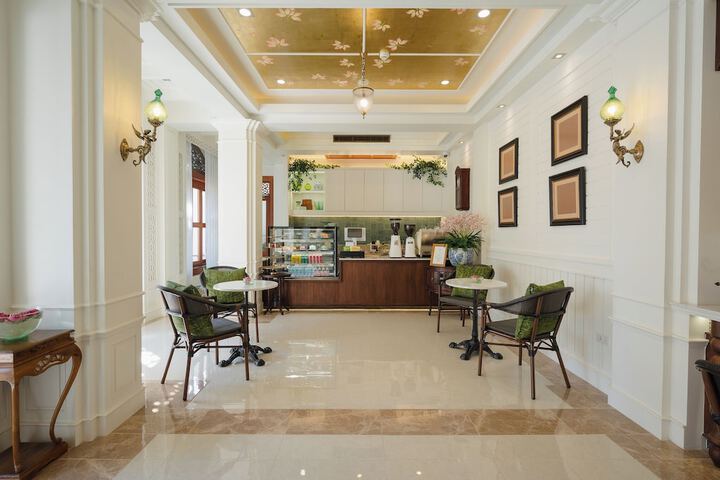 Hotel Interior 4 of 127
