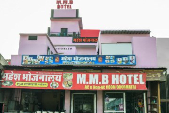 Exterior of SPOT ON 40170 Mmb Hotel