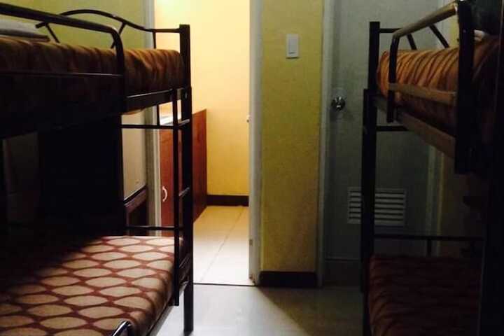 Room 34 of 38