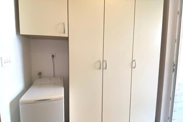 Room 4 of 13