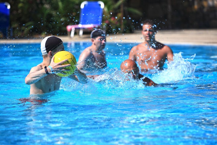 Pool 77 of 142