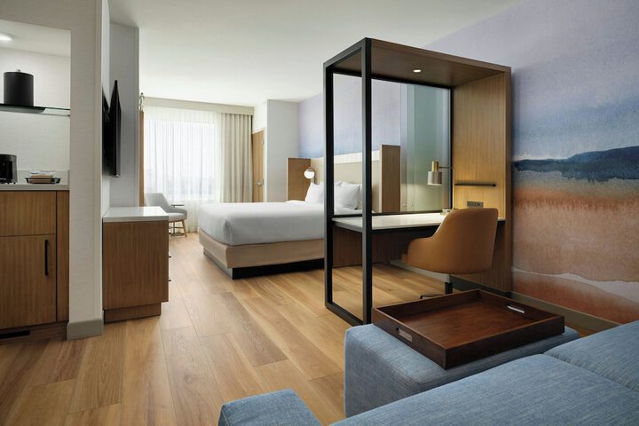 Room 4 of 29