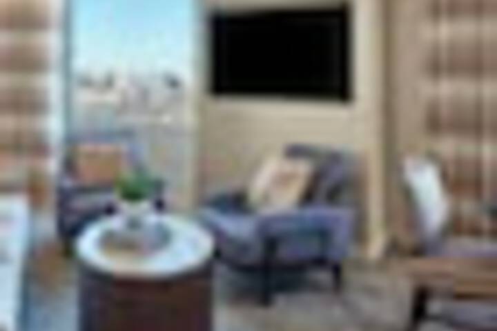 Room 74 of 285