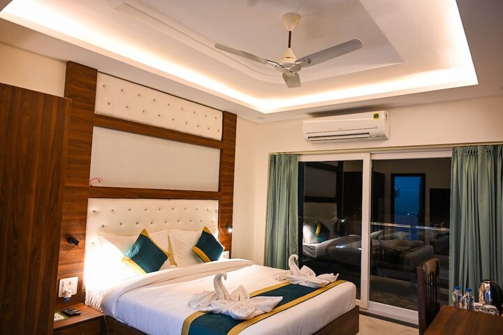 Room 7 of 26