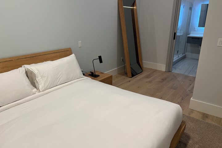 Room 55 of 109