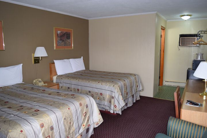 Room 4 of 19