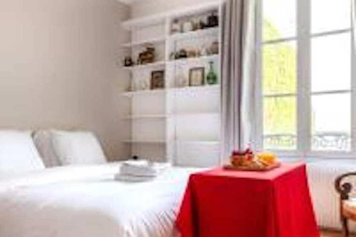 Eiffel Tower Lourmel Residence