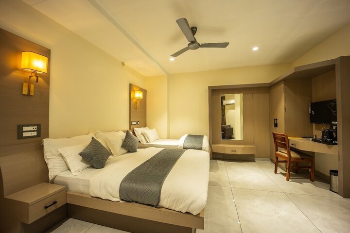 Room 7 of 36