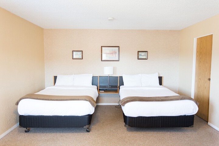 Room 4 of 56