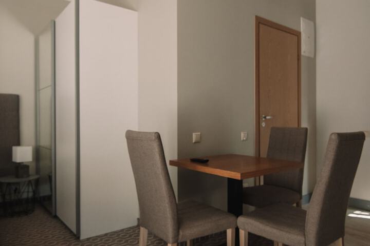 Room 26 of 36